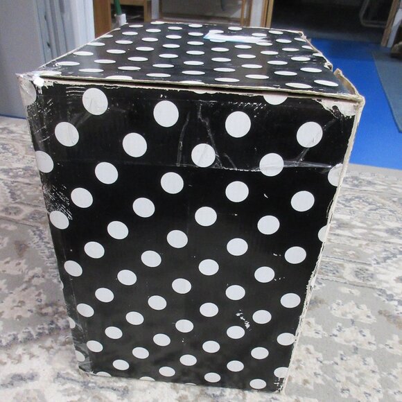 Mud Pie Cake Dish: "I'd Give Up Dessert, but I'm No Quitter" By Tracy Flickinger - Picture 15 of 16